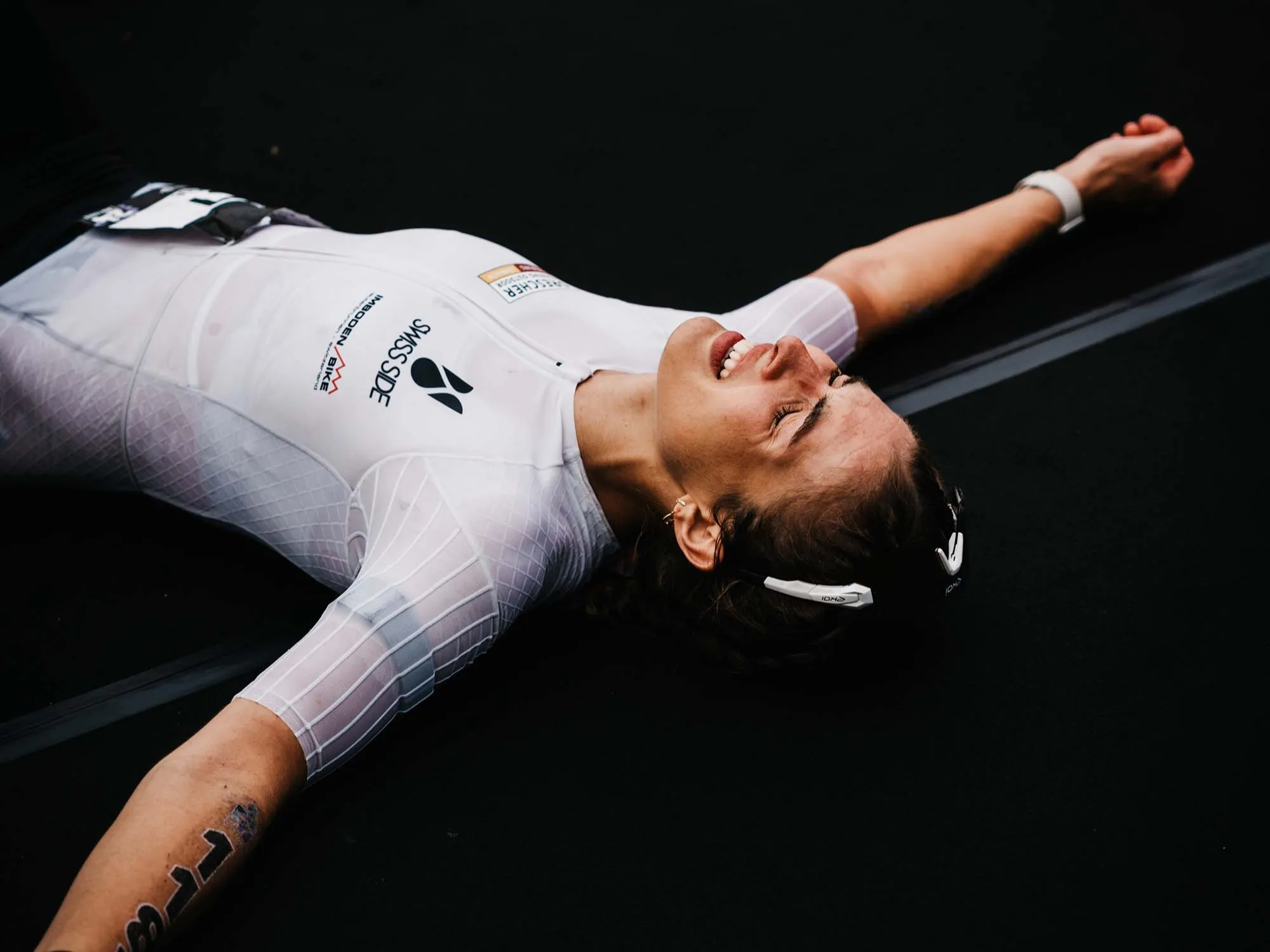 Descriptive alternative text